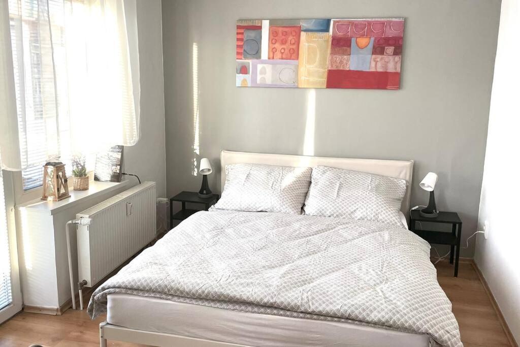 布拉迪斯拉发Charming Studio In The Old Town公寓 外观 照片